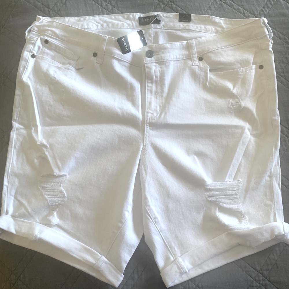 NWT Torrid jean shorts